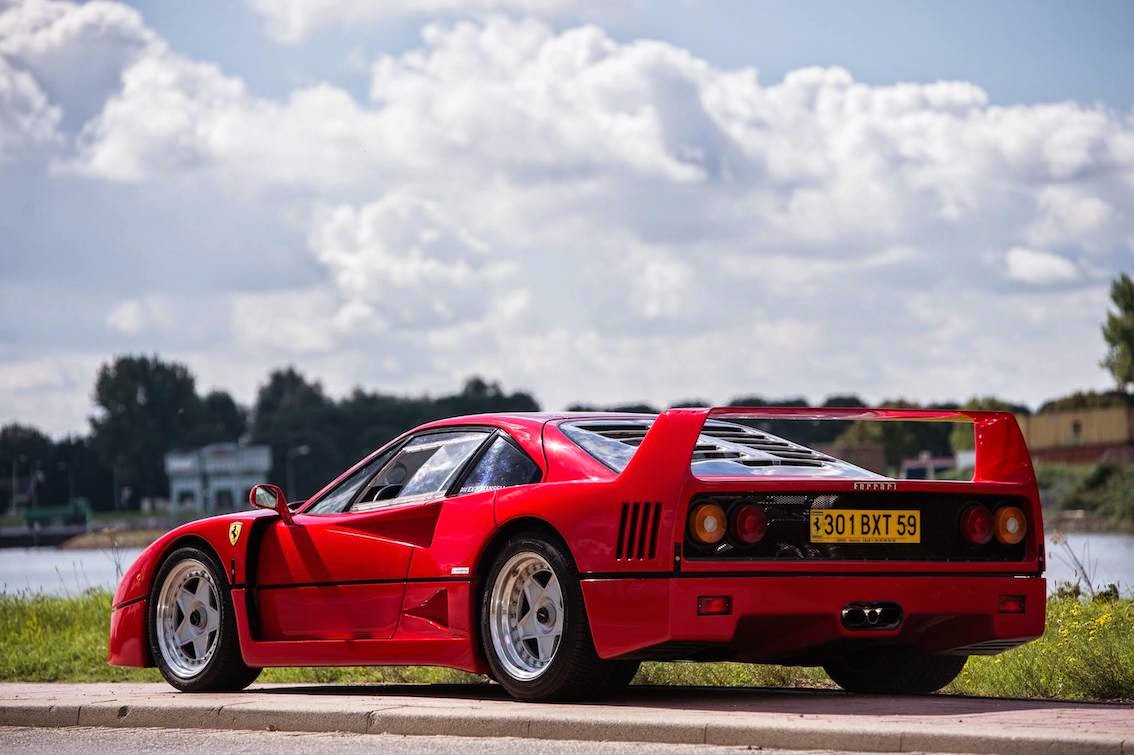 Ferrari f40 Pilot