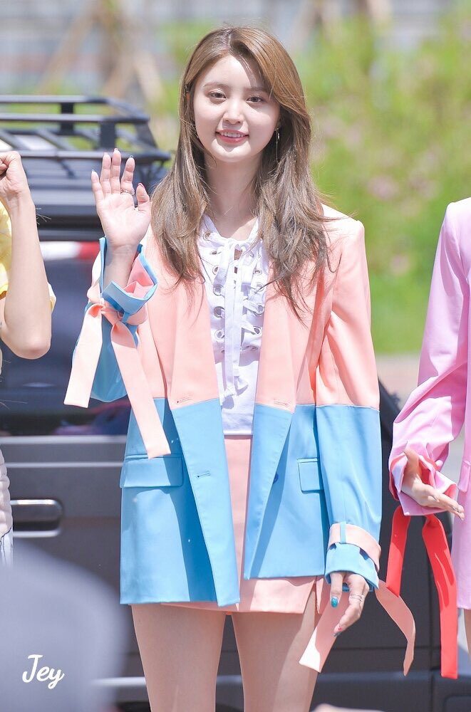 Junghwa EXID Photo Collection