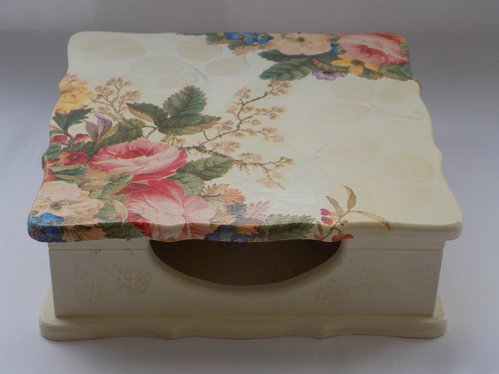 zülüşün işleri ahşap boyama peçetelik ve tepsi&hellip;