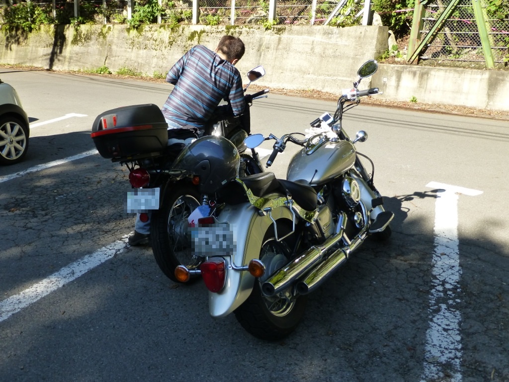 1993 年に埋められたタイムカプセルの中に何が入っていたかわかりますか?