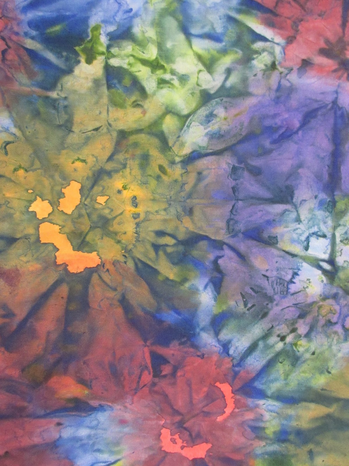 Carol R. Eaton Designs Fabric Paint + Clothespins = Cool Texture!