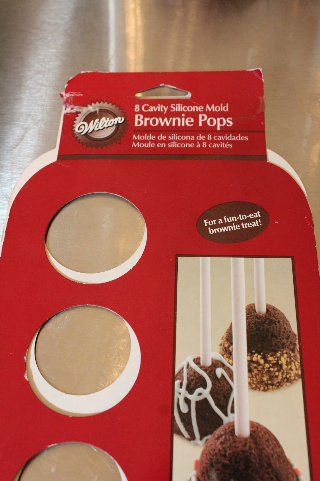 Wilton Brownie Pops Silicone Brownie and Cake Pop Molds Pan, 8