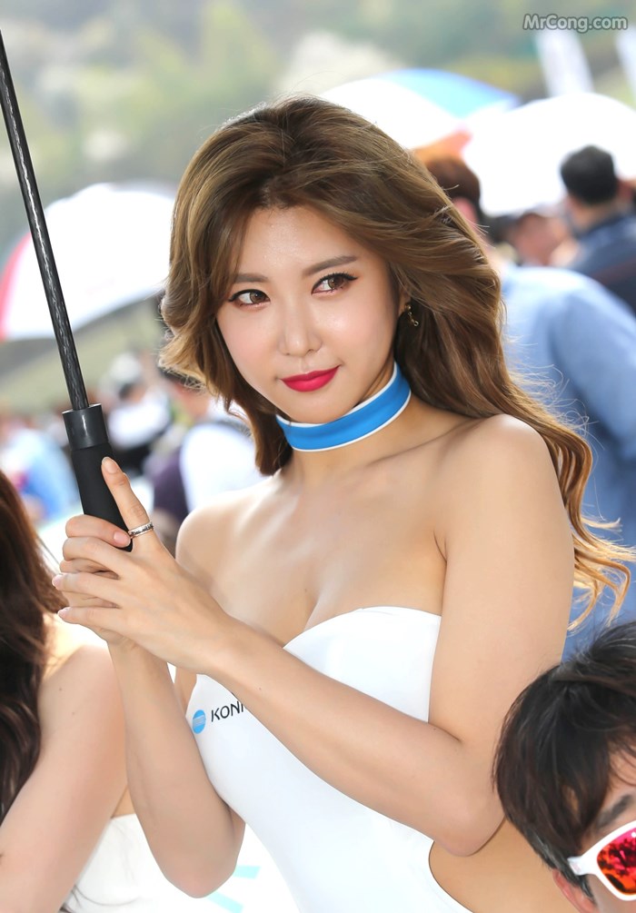 Heo Yoon Mi&#39;s beauty at the CJ Super Race event, Round 1 (70 photos) photo 3-9