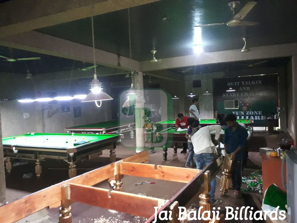 JAI BALAJI BILLIARDS JBB'S MULTIPLE GOLDEN SNOOKER TABLES WITH "LED