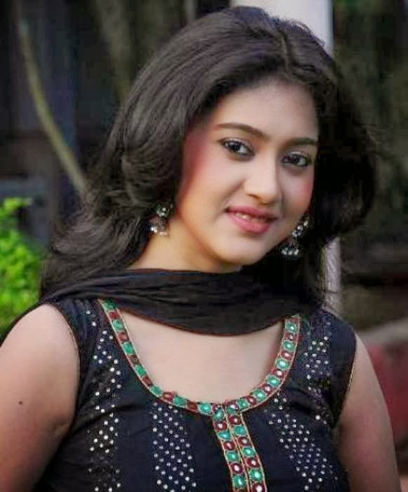 Barsha Priyadarshini Photo Gallery, Hot Odia Actress Photos - 6 Pics