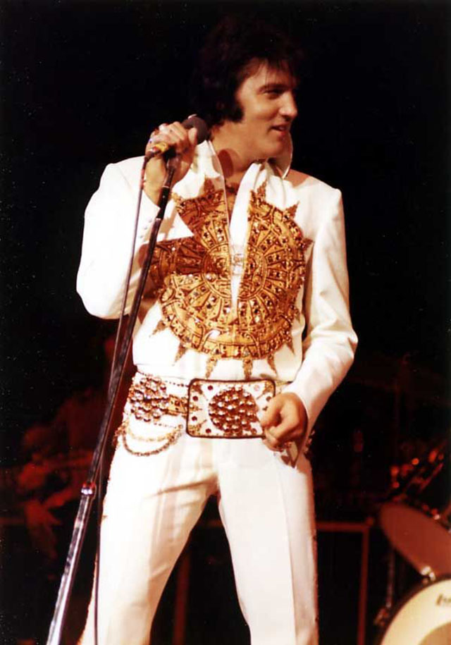 The World of Elvis Jumpsuits 68 Pictures of Elvis Presley Performing