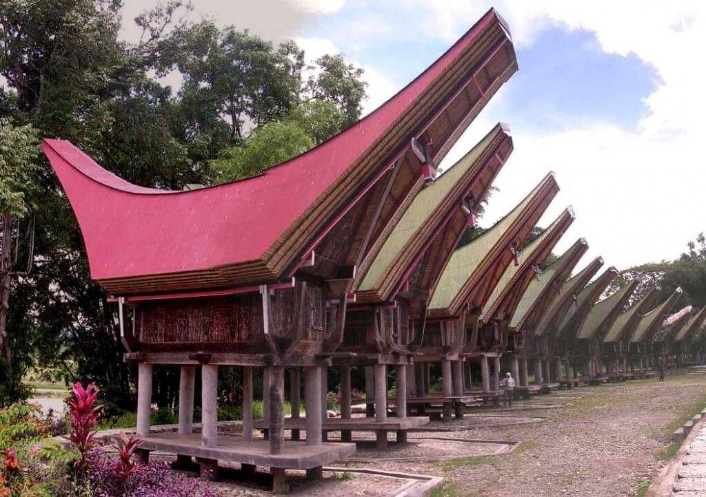  Rumah  Adat  Tongkonan  Sulawesi Selatan Negeri Seribu Pulau