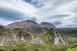 Rutinas Varias. Rutas de montaña y fotografía de naturaleza