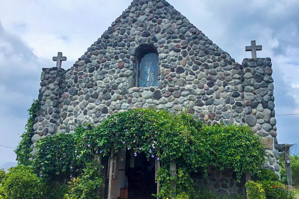 Traveling Solo in the breathtaking Batanes + Stories and Tips - Wander ...