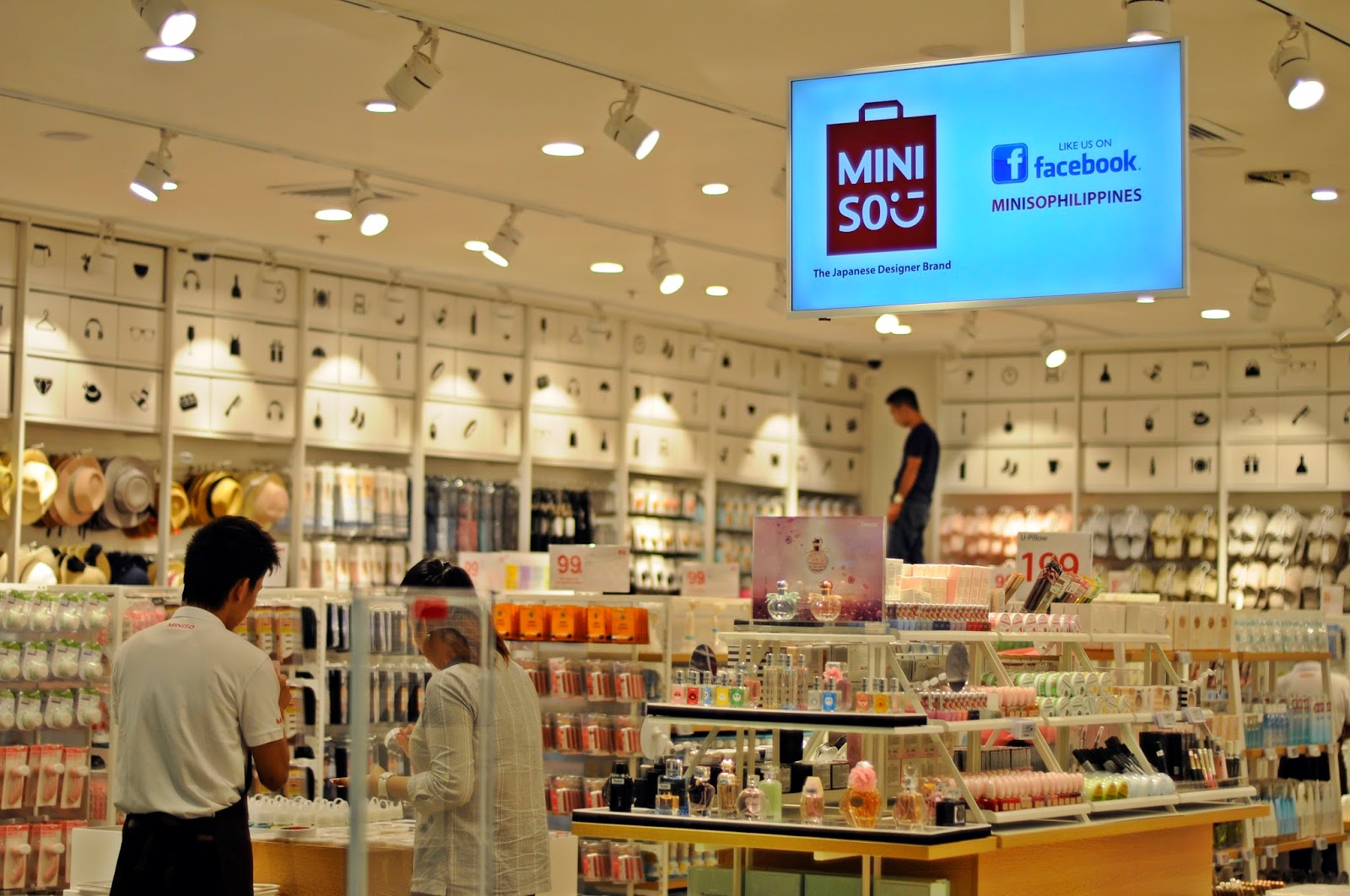 Japanese Designer Brand Miniso Opens at SM City Iloilo A Not So