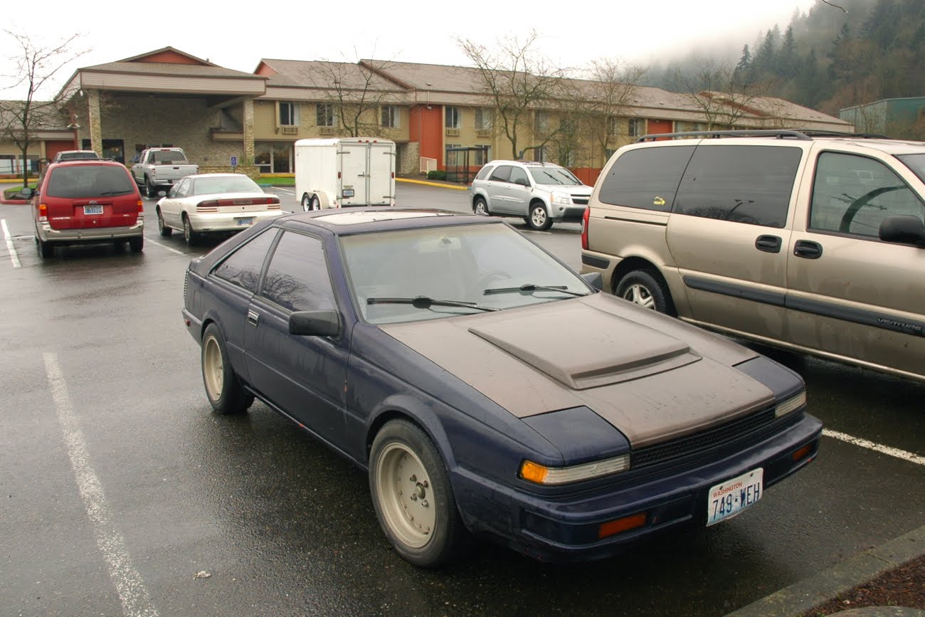 OLD PARKED CARS.: 1985 Nissan 200sx Turbo