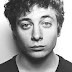 Jeremy Allen White Height - How Tall