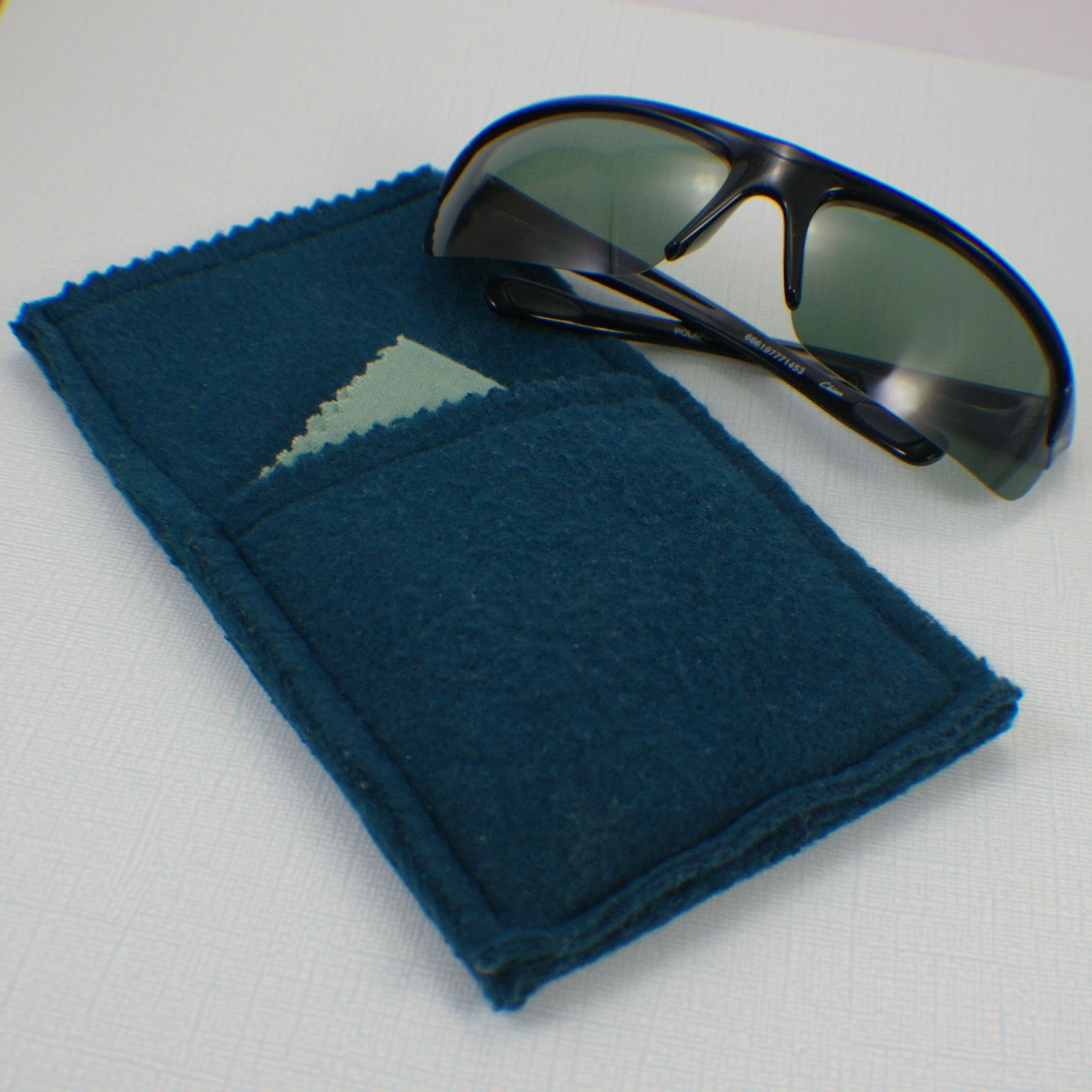 Sue Runyon Designs Quick DIY eyeglass holders