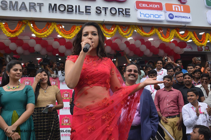 Catherine Tresa B New Mobile Store launch