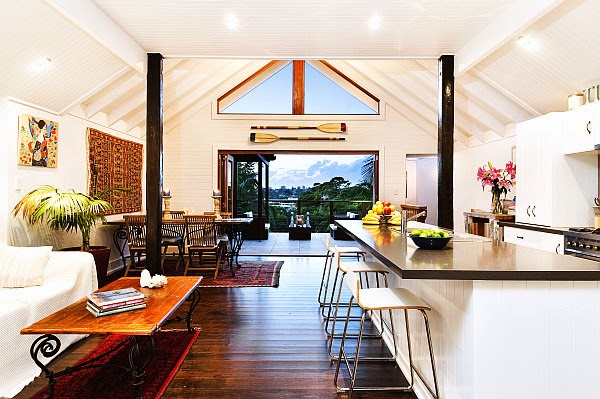 Decorate beach houses