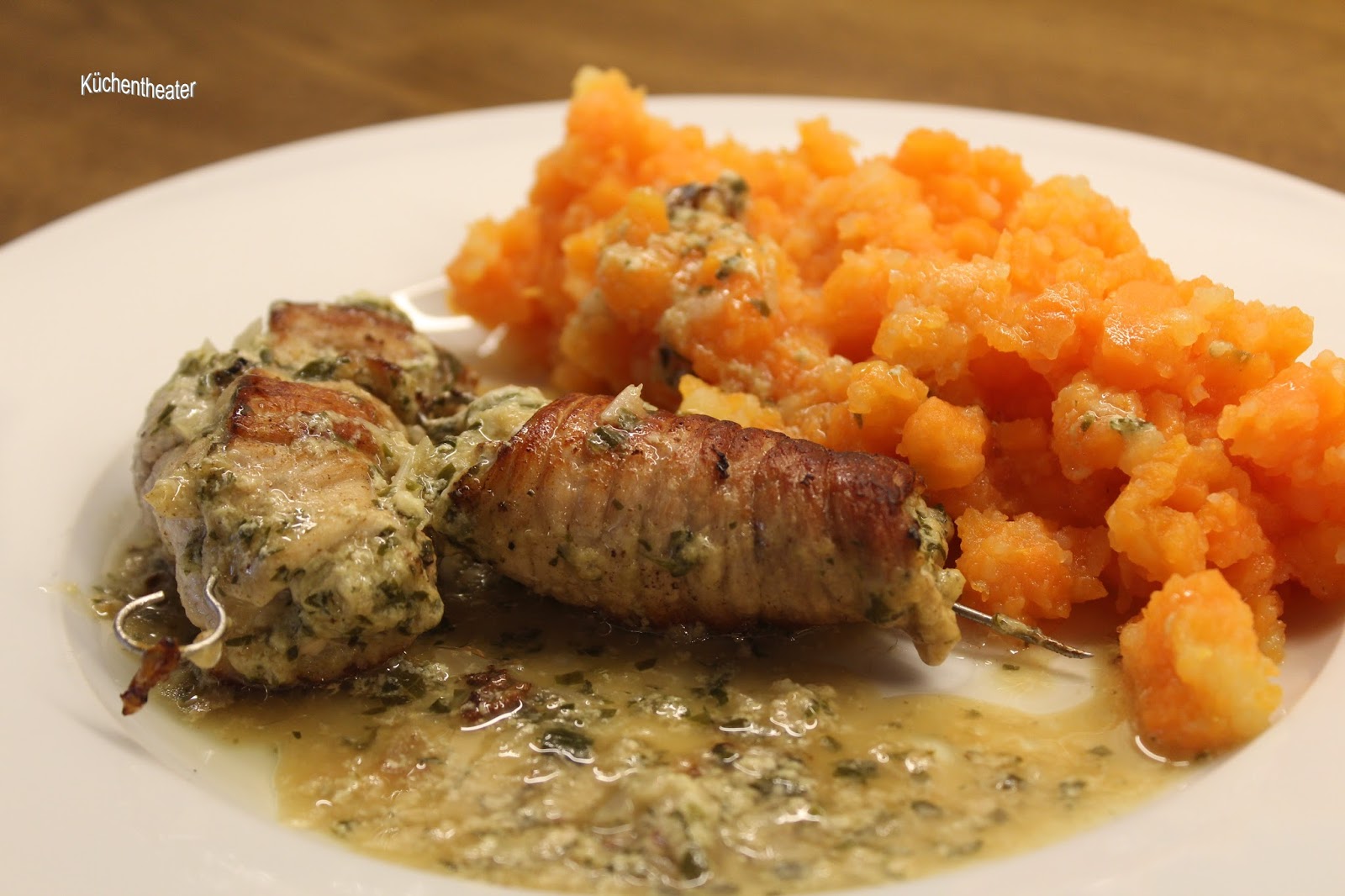 Küchentheater: Schnitzelröllchen mit Bärlauchcreme