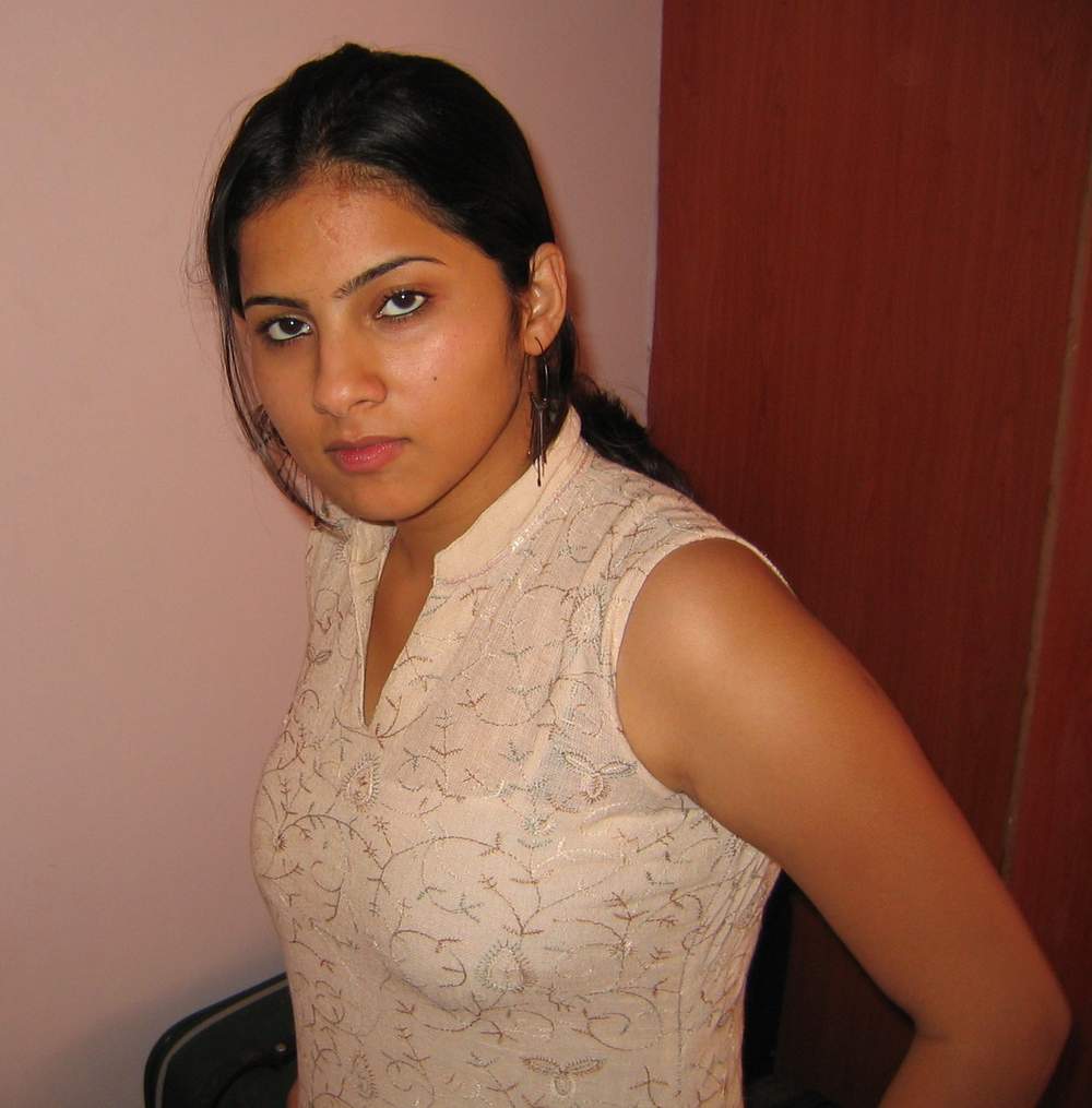 So Hot Indian Desi Aunties Photos Beauty Tips And Style Tips