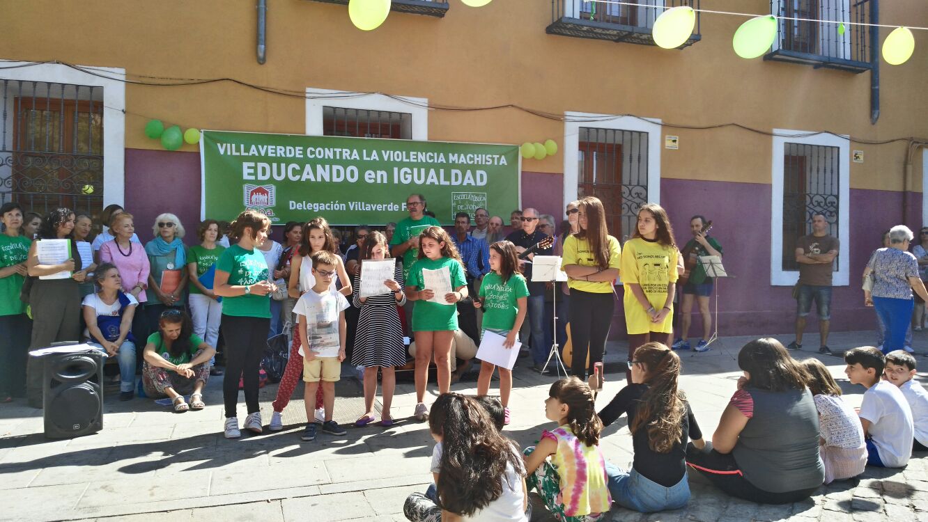 Apoyo a la concentración por la escuela pública de Villaverde Apoyo a la concentración por la escuela pública de Villaverde