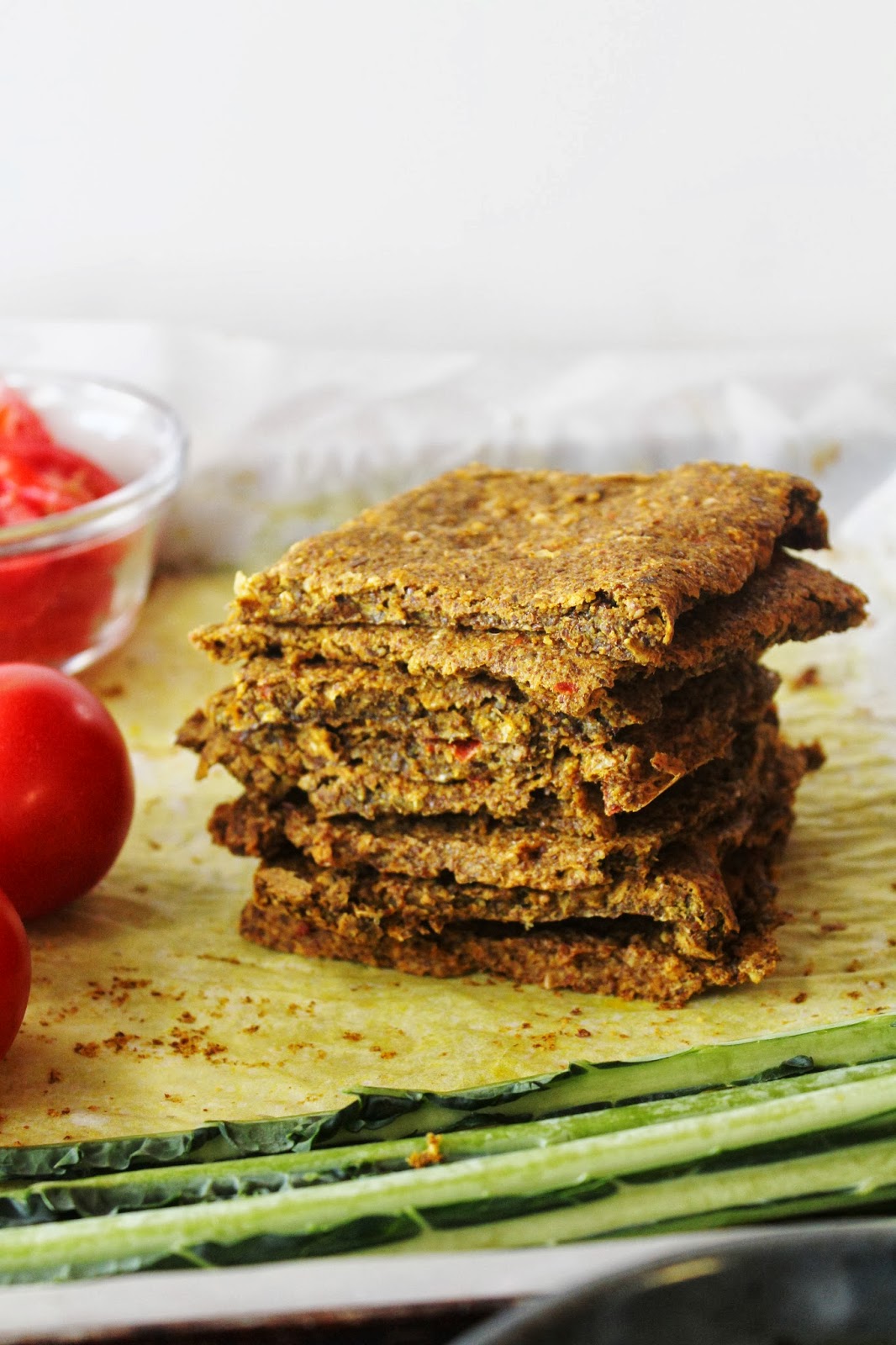 Сыроедные салаты. Блюда для сыроедов. Салаты сыроедение. Сыроедческие рецепты. Закуска с бататом.