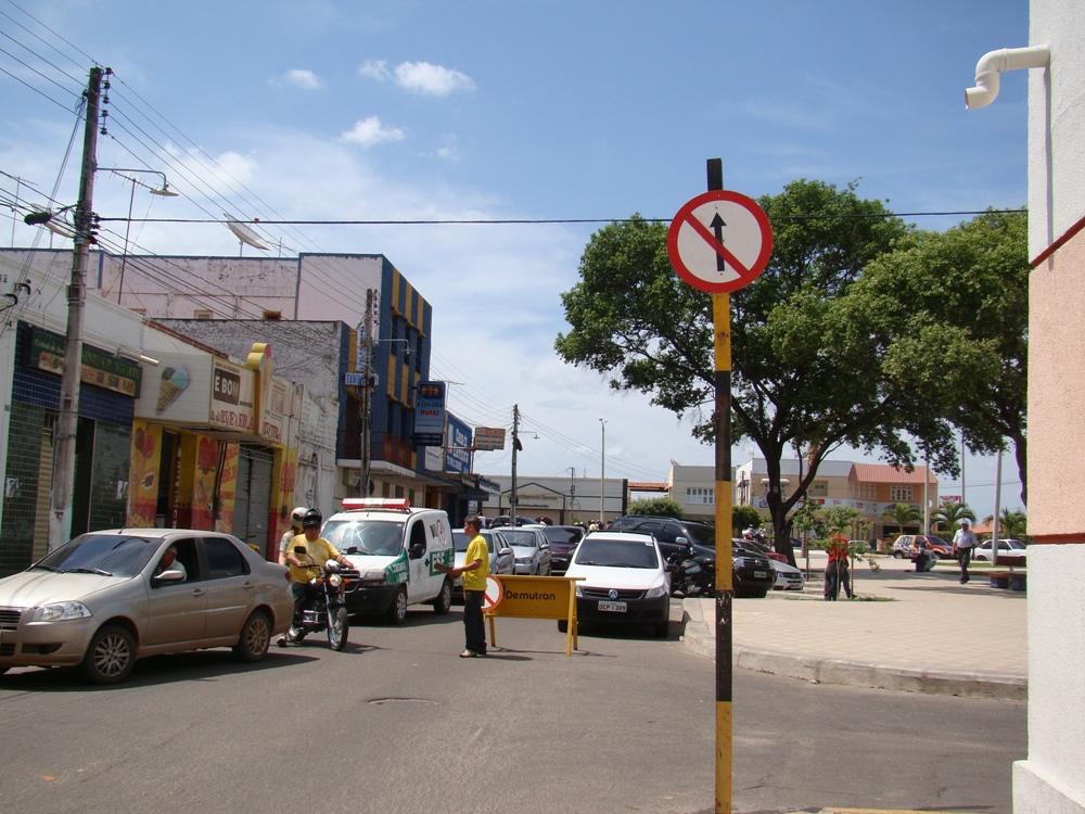 Mudanças No Trânsito De Iguatu Trecho Da Rua Coronel Gustavo Correia Passa A Ser Mão única 