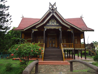 rumah adat jambi rumah adat jambi
