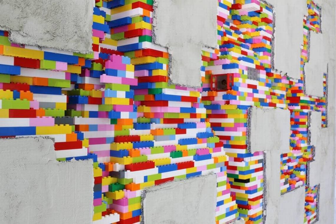 LEGO IN YOUR WALLS? ALL ABOUT ART.