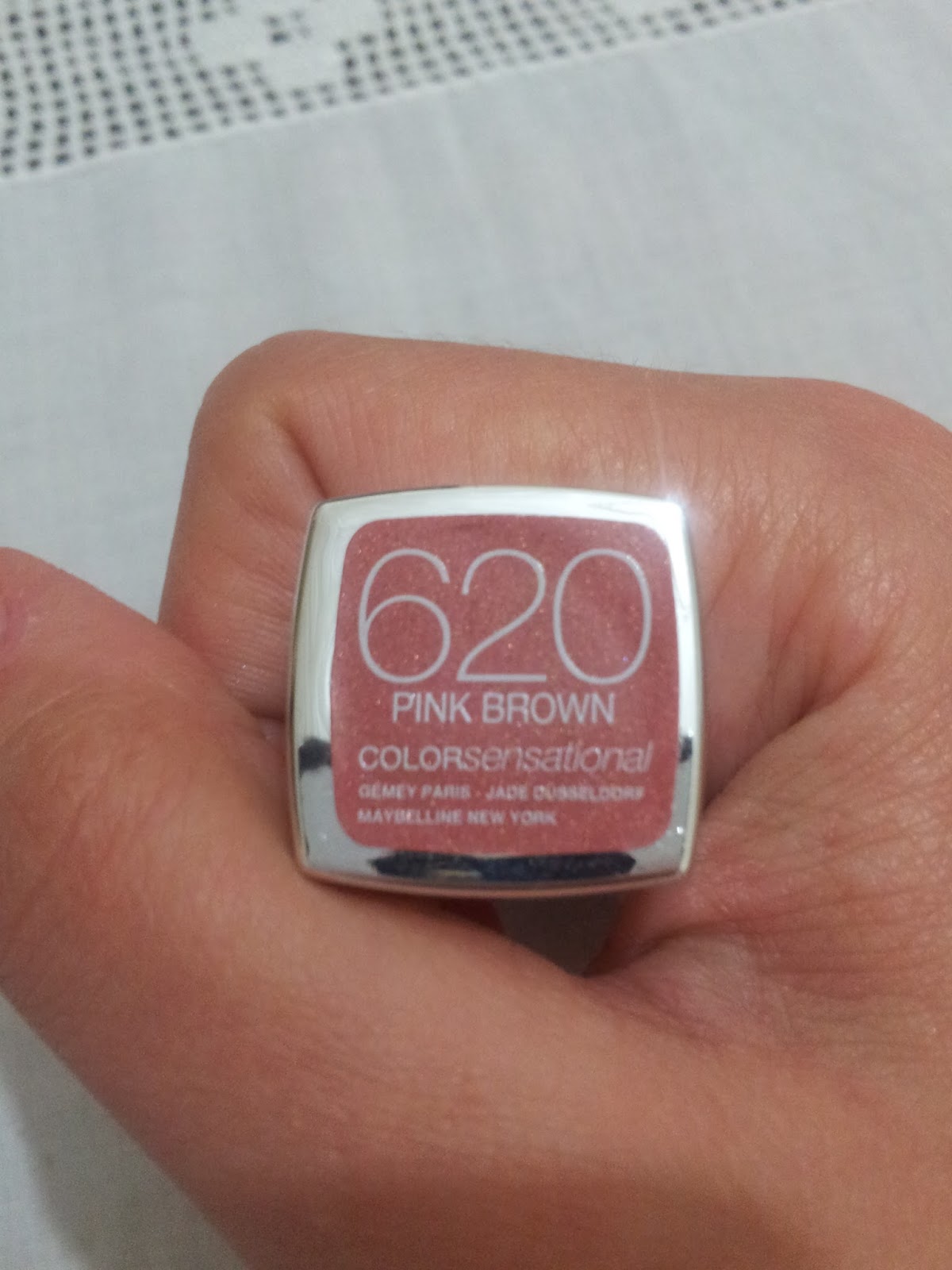 Makyajlı Kareler: MAYBELLİNE COLOR SENSATİONAL RUJ - 620 PİNK BROWN