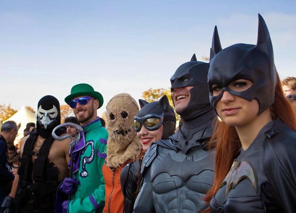 Gotham Shadow Cosplay - The Whole Bat Family