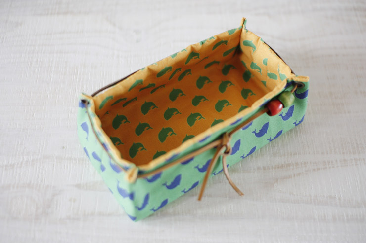 Fabric Basket Tutorial Fabric Storage Box. DIY tutorial in pictures. 