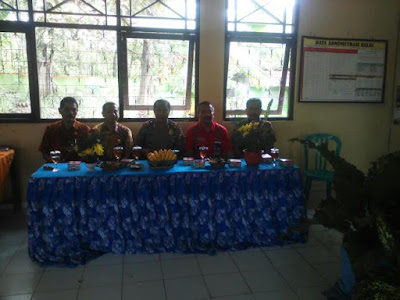 PISAH SAMBUT KEPALA SMP N 2 SAMBIREJO