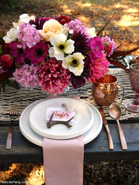 Al Fresco Boho Chic Thanksgiving Table - creative and DIY styling ideas, decor and recipes for a stunning but easy to style, autumn tablescape! by BirdsParty.com @birdsparty
