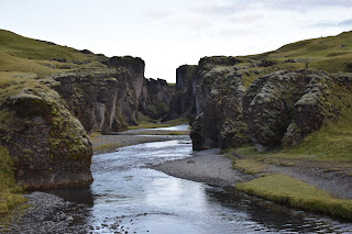 Islandia - 12 dias por libre - Blogs de Islandia - Día 05:De Vik a Djúpivogur. Glacier Walk Vatnajökull,Jökulsárlón y Diamond Beach (2)