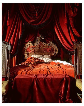 Eye For Design: Decorating Your Bedroom........Boudoir Style