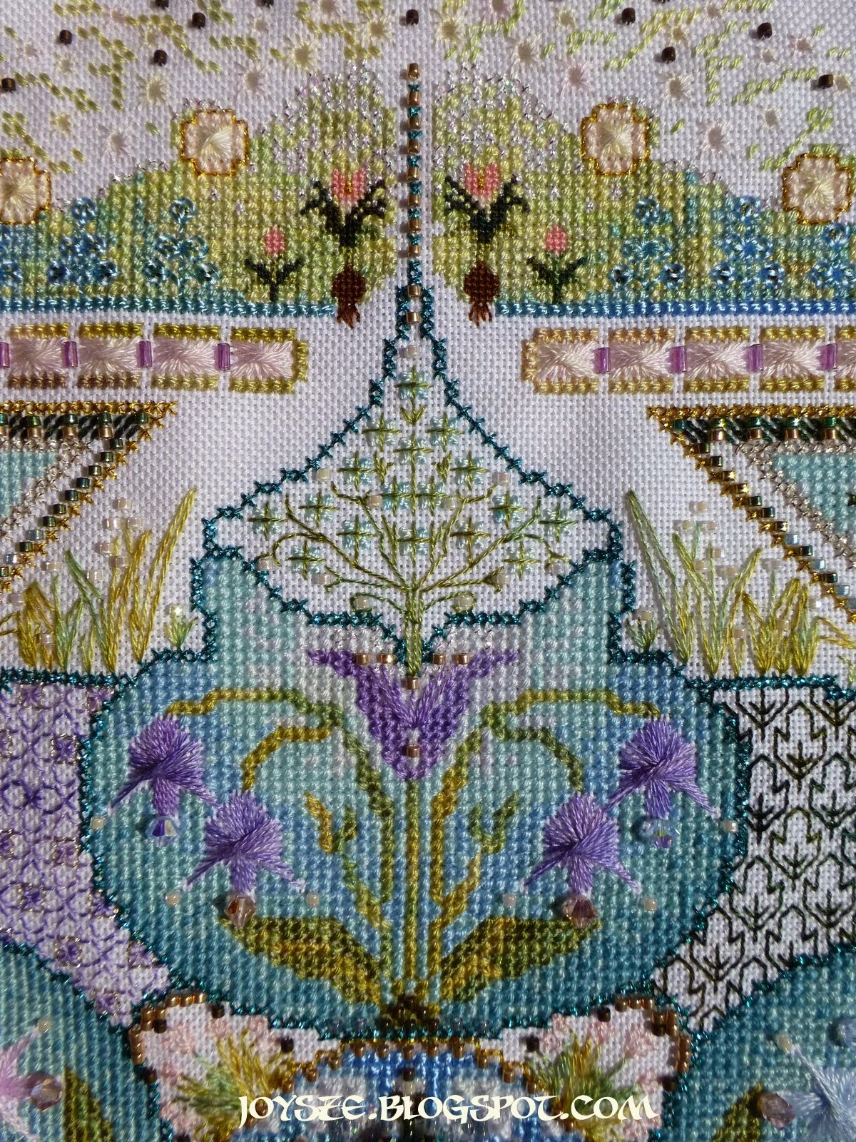 Châtelaine Stitchers Spring Knotgarden Finished