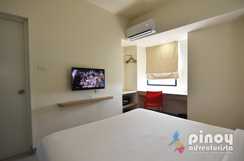 HOTEL REVIEW Hop Inn Hotel Makati Avenue Blogs, Travel Guides