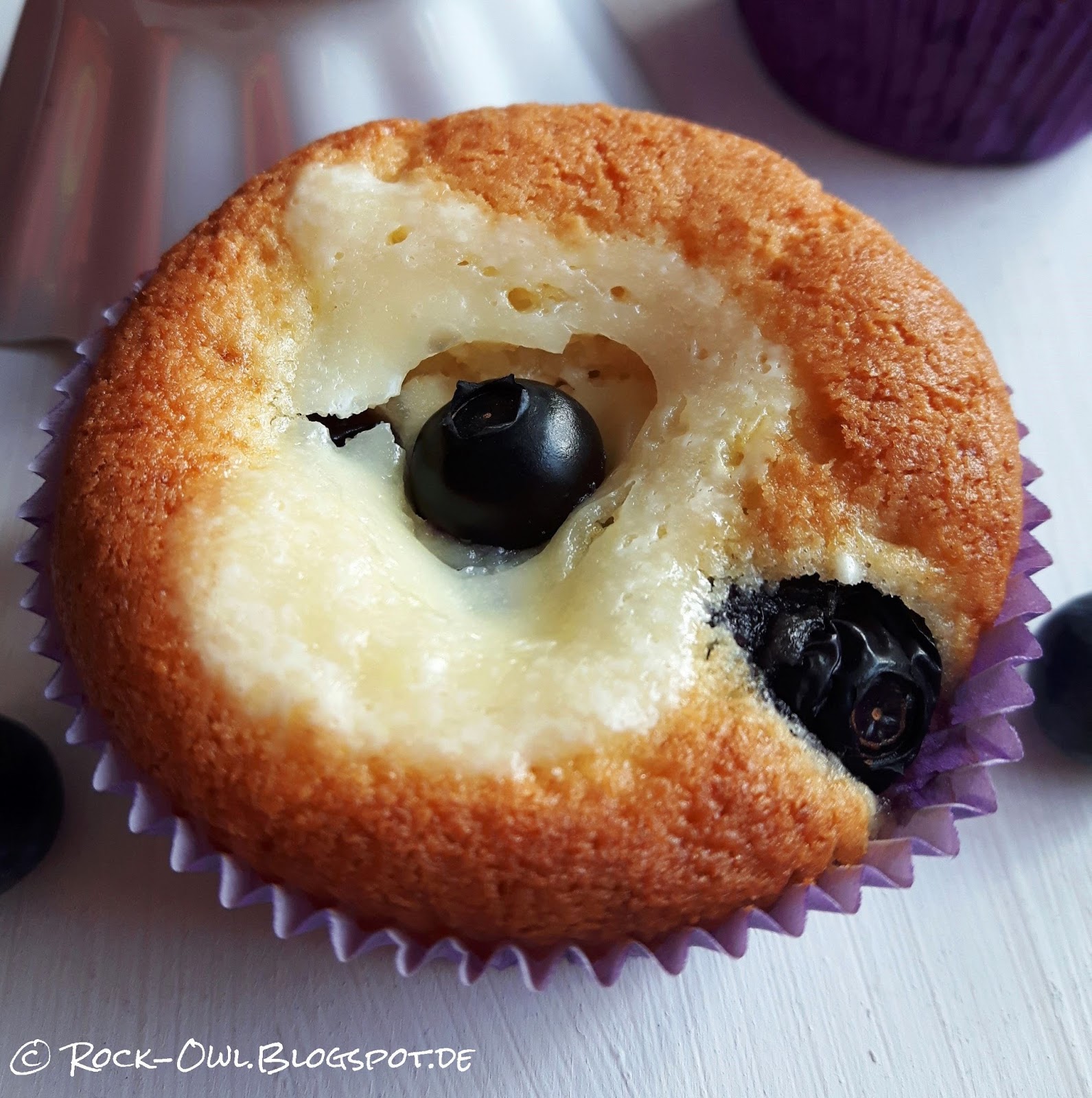 Rock and Owl Blog: Yummy: Heidelbeer-Muffins mit Vanilleschmand ♥