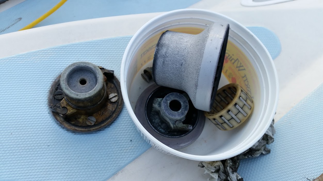 A Little Serenity Life With a Small Sailboat Winch Cleaning