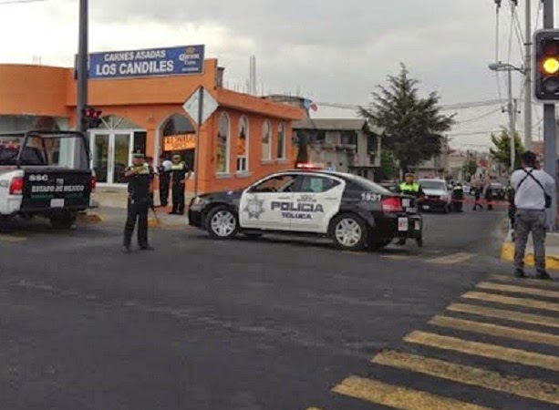 Policías de Toluca