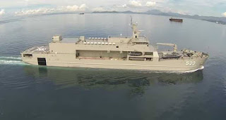 Kapal LST Teluk Bintuni 520 TNI AL