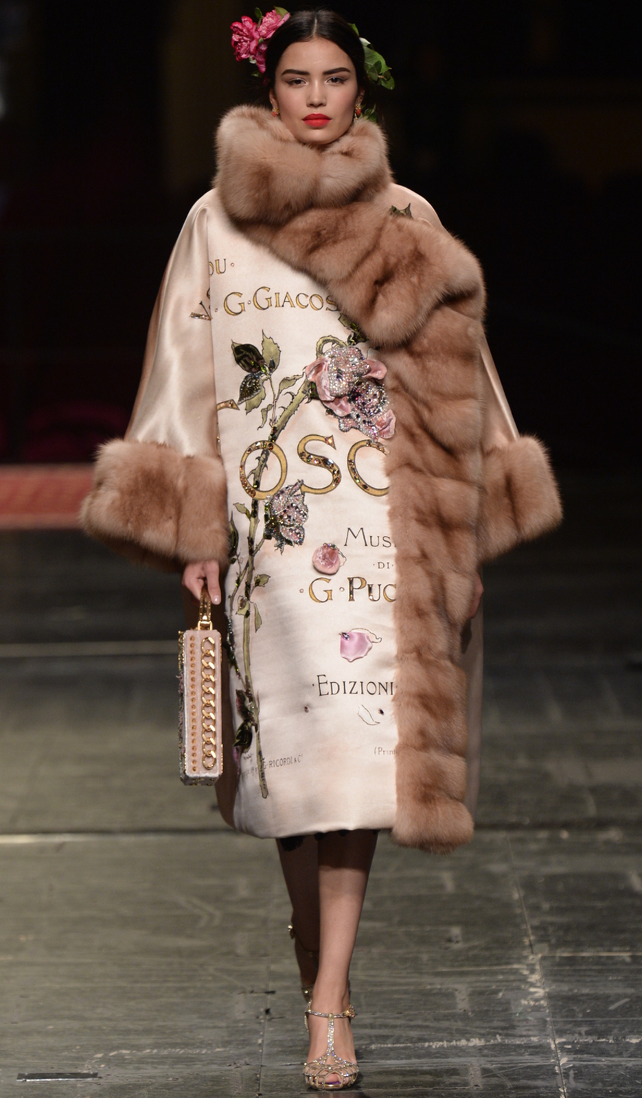 & LOOKandLOVEwithLOLO: 2016 featuring Gabbana Spring Dolce Couture