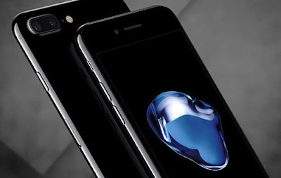 Layar OLED Super Retina Display iPhone 8 dan 8 Plus