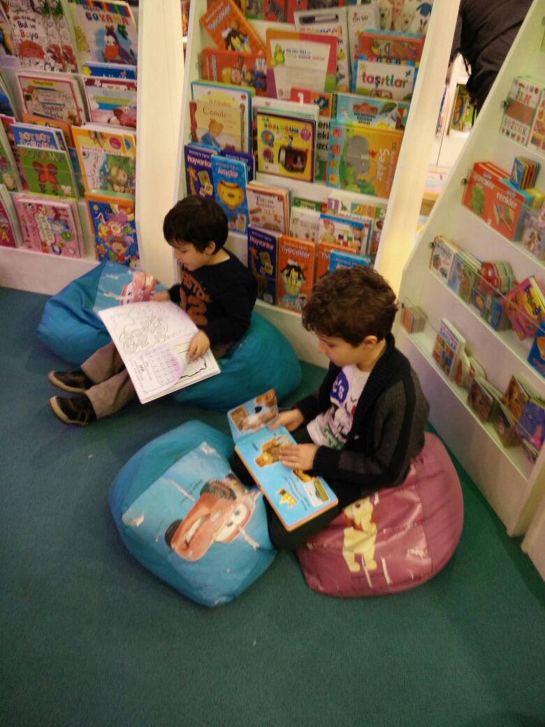 Çocuk almak için bir kızak sevinç vermektir Çocuk almak için bir kızak sevinç vermektir