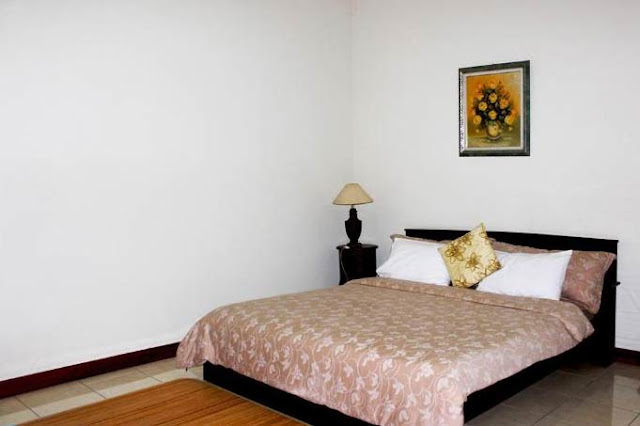 6 Daftar Hotel dan Penginapan Syariah di Banjarbaru dengan Tarif Murah Bepergian selalu erat kaitannya dengan tempat persinggahan. Begitupula jika bepergian ke Kota Banjarbaru. Bagi yang menginginkan nuansa Islami, nyaman dan murah, hotel-hotel dan penginapan ini bisa menjadi pilihan.
