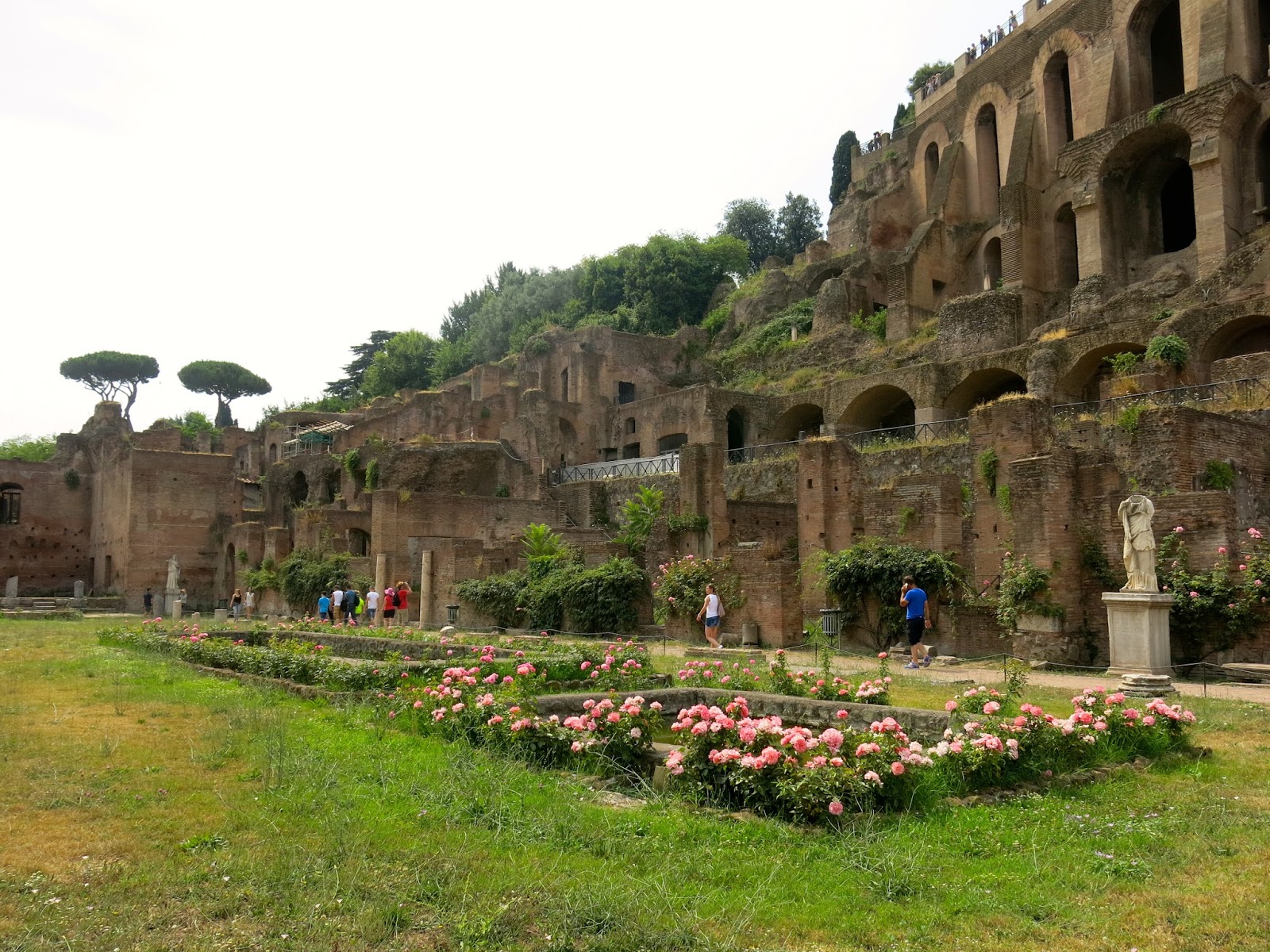 Что такое палатин. Палатин в Риме. Палатинский холм. Палатинский холм в древнем Риме. Палатинский холм реконструкция.