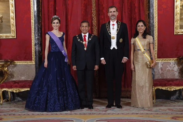 King Felipe VI of Spain and Queen Letizia of Spain host a dinner for Peruvian President Ollanta Humala Tasso and wife Nadine Heredia Alarcon