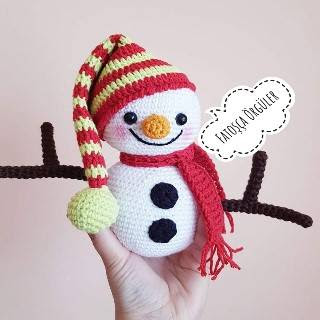 PATRON GRATIS MUÑECO DE NIEVE AMIGURUMI 35535