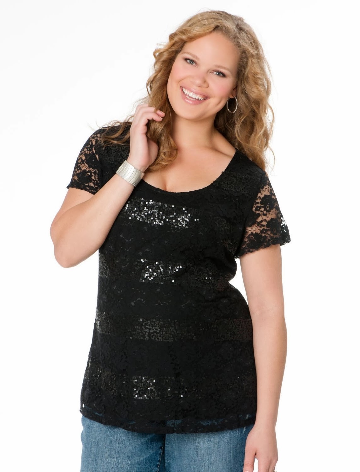 Dress Comfortably in Plus Size Maternity Tops | All About Fashion