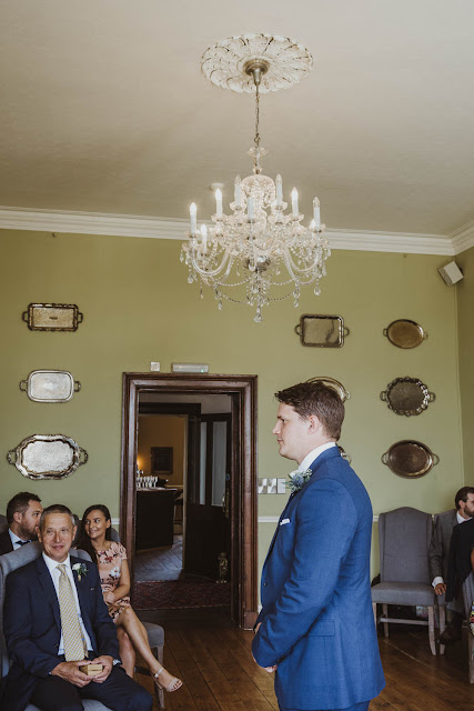 A cute civil ceremony at Brooks Country House in Herefordshire | byGarazi | Birmingham Wedding Photographer 