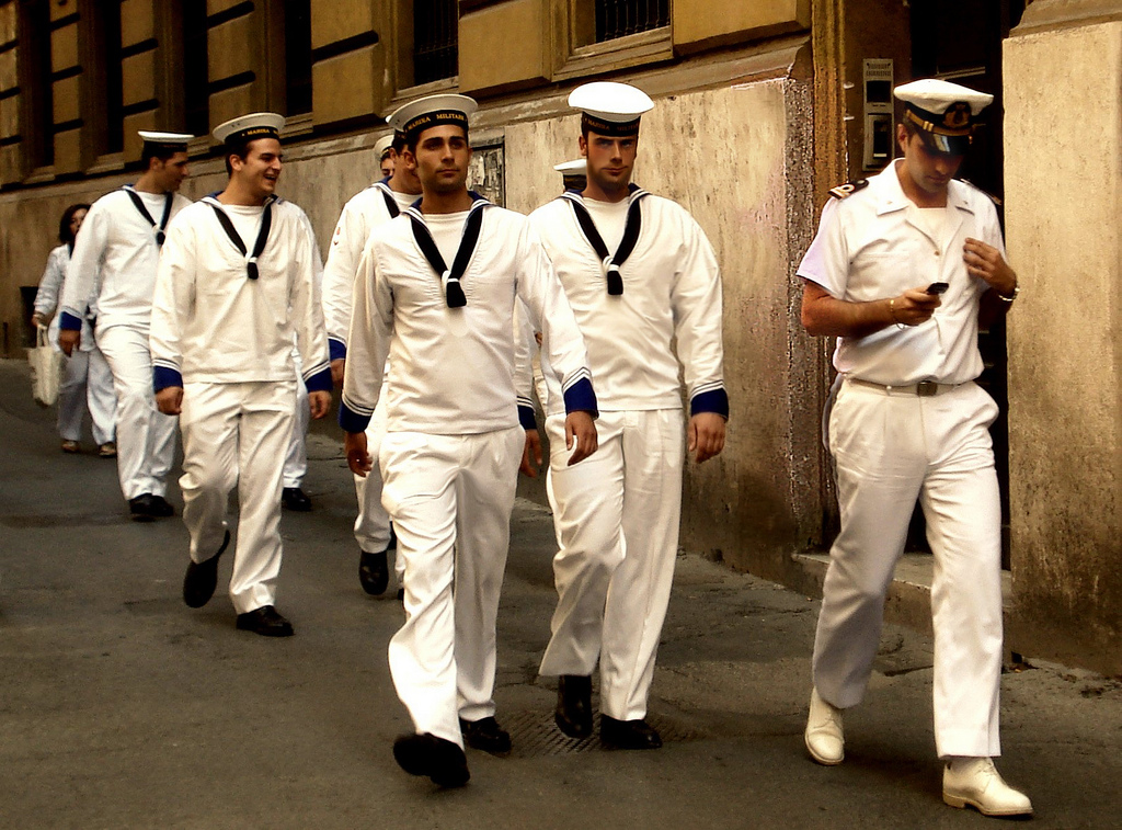 Fine Stagione Come fanno i marinai ? font les marins ?)