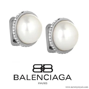 Kate Middleton Jewelry: Balenciaga Eugenia Pearl Stud Earrings